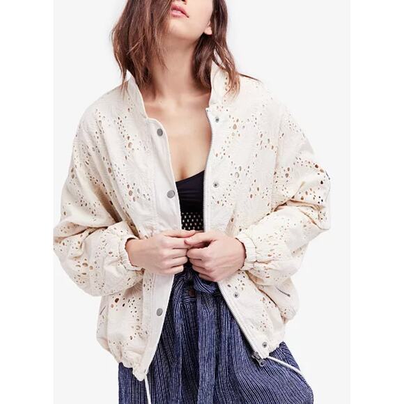 Free People ivory eyelet bomber jacket - Picture 5 of 5